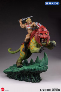 He-Man & Battle Cat Classic Deluxe Maquette (Masters of the Universe)