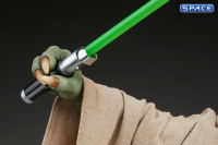 Yoda Legendary Scale Figure (Star Wars)