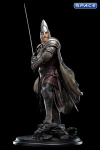 Elendil Statue (Lord of the Rings)