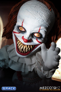 Mega Scale Sinister Pennywise with Sound (It)