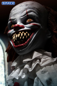 Mega Scale Sinister Pennywise with Sound (It)