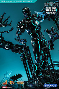 1/6 Scale Neon Tech Iron Man with Suit-Up Gantry Movie Masterpiece MMS672D50 (Iron Man 2)