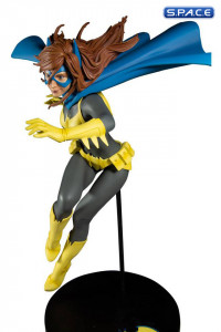 Batgirl DC Designer Series Statue by Josh Middleton (DC Comics)