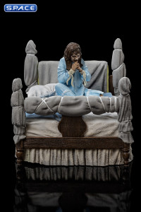 1/10 Scale Possessed Regan McNeil Deluxe Art Scale Statue (The Exorcist)