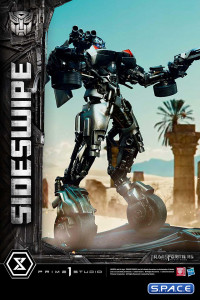 Sideswipe Museum Masterline Statue (Transformers: Dark of the Moon)