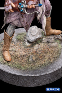 Tavra the Gelfling Statue (The Dark Crystal: Age of Resistance)