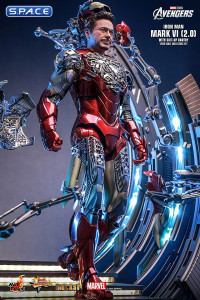 1/6 Scale Iron Man Mark VI 2.0 with Suit-Up Gantry Movie Masterpiece MMS688D53 (The Avengers)