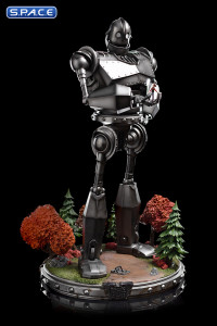 1/20 Scale Iron Giant and Hogarth Hughes Demi Scale Statue (The Iron Giant)