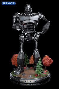 1/20 Scale Iron Giant and Hogarth Hughes Demi Scale Statue (The Iron Giant)