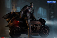 Batman Premium Format Figure (The Batman)