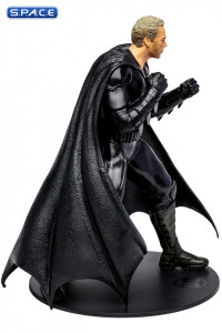 Unmasked Batman Multiverse PVC Statue - Gold Label Collection (The Flash)