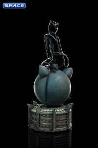 1/4 Scale Catwoman Legacy Replica Statue (Batman Returns)