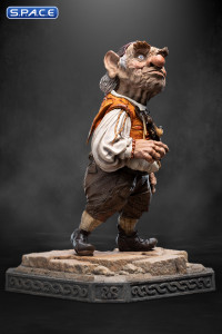 Hoggle Statue (Labyrinth)