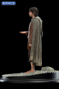 Frodo Baggins Ringbearer Statue (Lord of the Rings)
