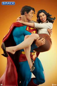 Superman and Lois Lane Diorama (DC Comics)