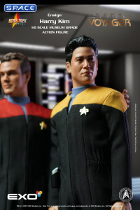 1/6 Scale Ensign Harry Kim (Star Trek: Voyager)