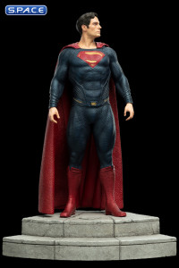 Superman Statue (Zack Snyders Justice League)