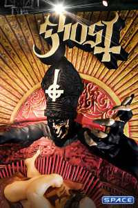 Infestissumam 3D Cover Vinyl Statue (Ghost)