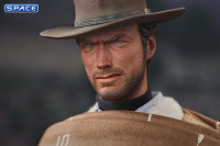 The Man With No Name Premium Format Figure (The Good, The Bad and The Ugly)