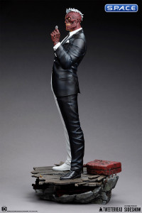 Two-Face Quarter Scale Maquette (DC Comics)