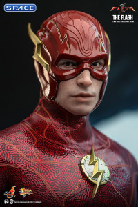 1/6 Scale The Flash Movie Masterpiece MMS713 (The Flash)