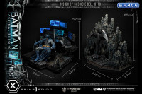 1/4 Scale Batman Ultimate Tactical Throne Throne Legacy Statue - Bonus Version (DC Comics)