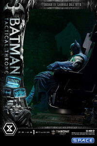 1/4 Scale Batman Tactical Throne Throne Legacy Statue - Economy Version (DC Comics)