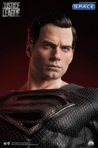 1/3 Scale Black Superman Statue (Justice League)