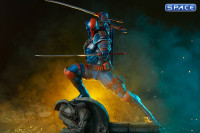 Deathstroke Premium Format Figure (DC Comics)