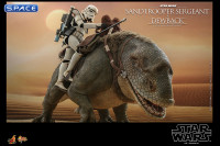 1/6 Scale Sandtrooper Sergeant & Dewback Movie Masterpiece Set MMS722 (Star Wars)