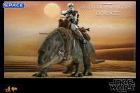 1/6 Scale Sandtrooper Sergeant & Dewback Movie Masterpiece Set MMS722 (Star Wars)