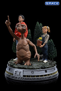 1/10 Scale E.T., Elliot and Gertie Deluxe Art Scale Statue (E.T. - The Extra-Terrestrial)