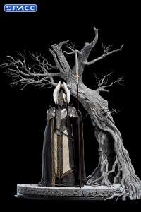 Fountain Guard of the White Tree (Lord of the Rings)