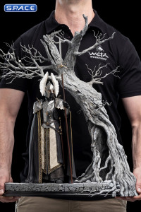 Fountain Guard of the White Tree (Lord of the Rings)