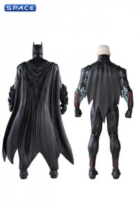 Omega vs. Batman from Last Knight on Earth 2-Pack Gold Label Collection (DC Multiverse)