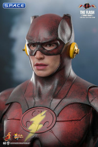 1/6 Scale The Flash Young Barry Movie Masterpiece MMS723 (The Flash)