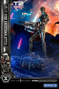 1/3 Scale T-800 Endoskeleton Museum Masterline Statue (Terminator 2)