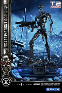 1/3 Scale T-800 Endoskeleton Museum Masterline Statue (Terminator 2)