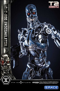 1/3 Scale T-800 Endoskeleton Museum Masterline Statue (Terminator 2)