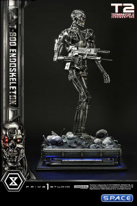 1/3 Scale T-800 Endoskeleton Deluxe Museum Masterline Statue - Bonus Version (Terminator 2)