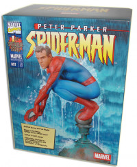 Peter Parker as Spider-Man Intern. Edition Statue (Marvel)