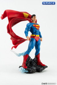 1/8 Scale Superman PX PVC Statue - Classic Version (DC Comics)