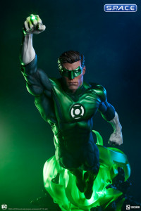 Green Lantern Premium Format Figure (DC Comics)