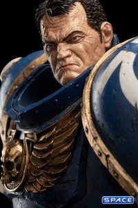 Lieutenant Titus Statue (Warhammer 40K)