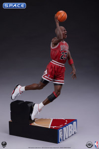 Michael Jordan Statue (NBA)