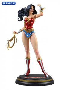 Wonder Woman Statue by J. Scott Campbell Statue (Cover Girls of the DC Universe)