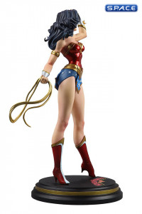 Wonder Woman Statue by J. Scott Campbell Statue (Cover Girls of the DC Universe)