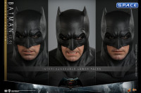 1/6 Scale Batman 2.0 Deluxe Version Movie Masterpiece MMS732 (Batman v Superman: Dawn of Justice)