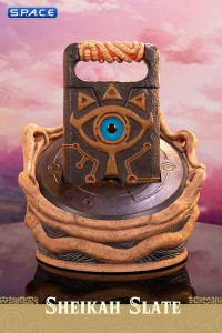 1:1 Sheikah Slate Life-Size Statue (The Legend of Zelda: Breath of the Wild)