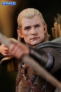 Legolas LOTR Deluxe Gallery PVC Statue (Lord of the Rings)